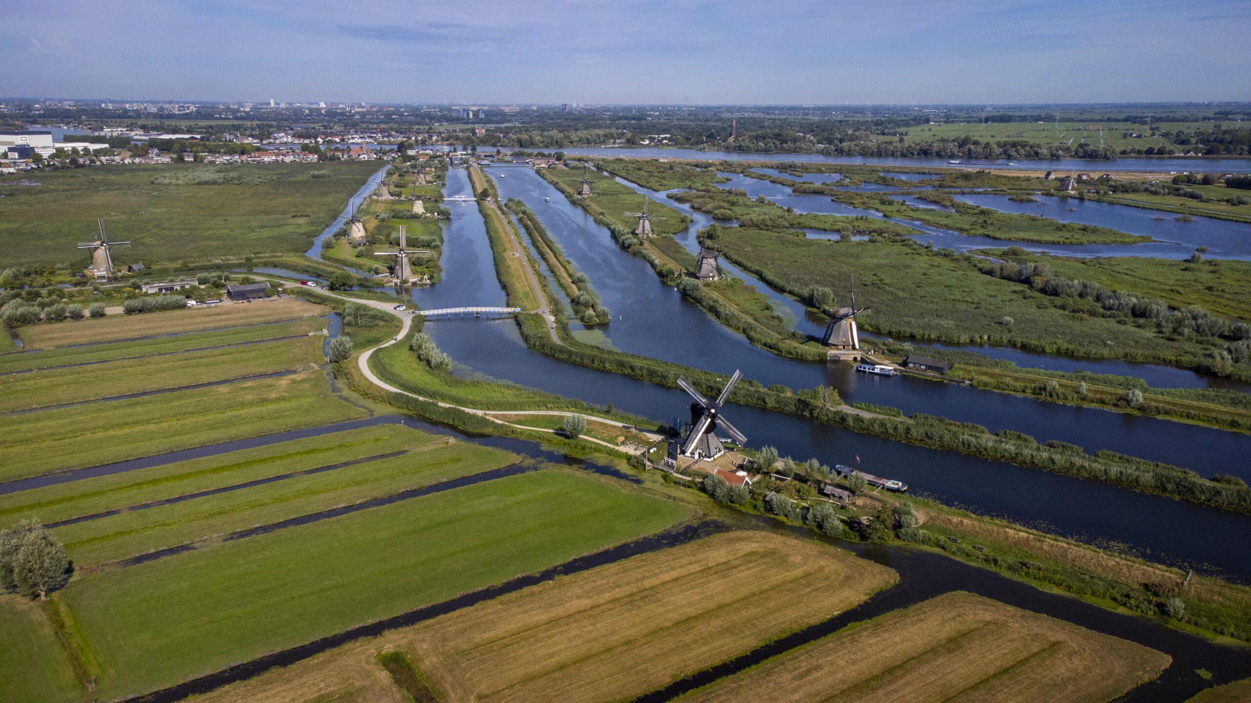 Luchtfoto Molencomplex Kinderdijk