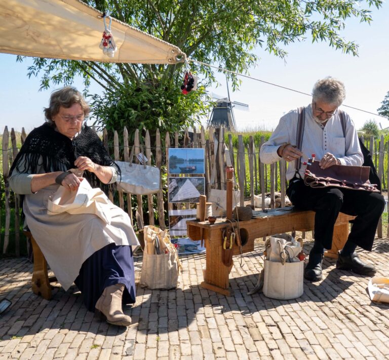 https://v1.kinderdijk.nl/wp-content/uploads/2025/05/2025_Ambachten-en-Nationale-Molendag_card.jpg