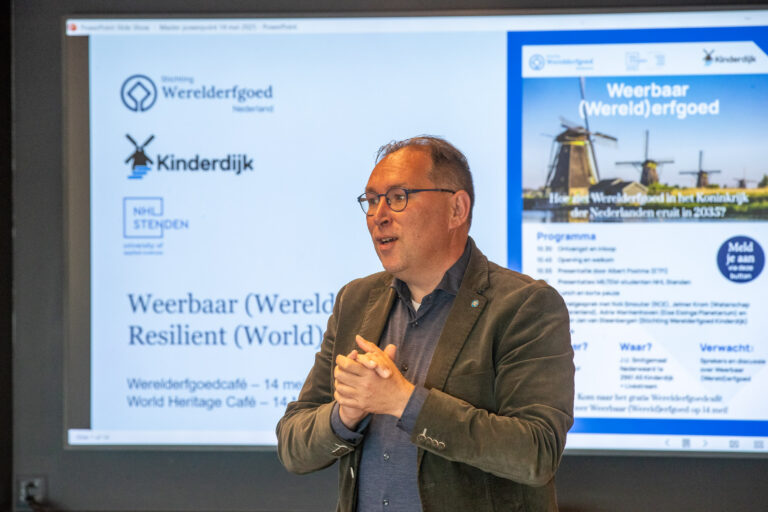 https://v1.kinderdijk.nl/wp-content/uploads/2025/05/Erfgoedcafe-001.jpg